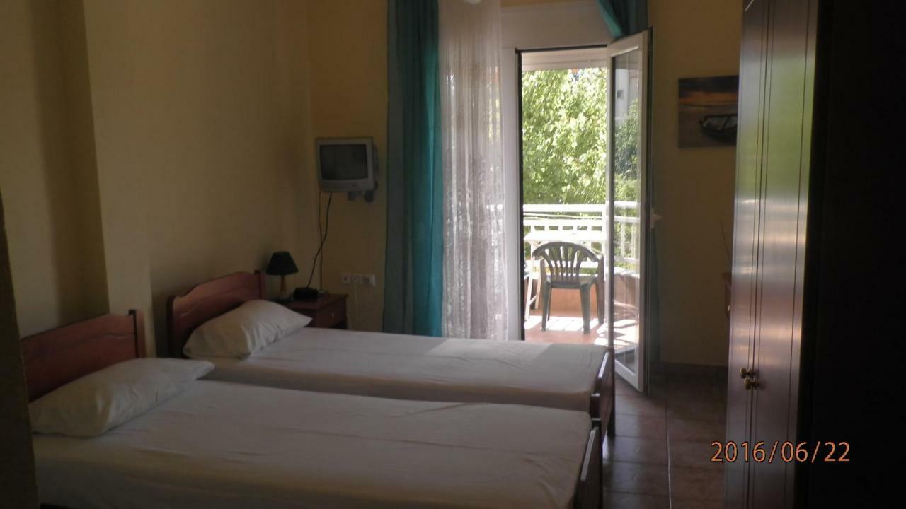 Plaza Studios Leptokaryá Ngoại thất bức ảnh
